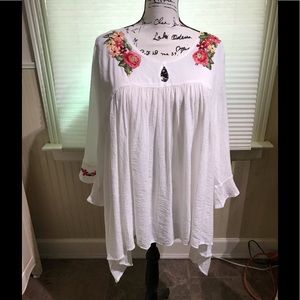 Women blouse 3/4 sleeves pretty flower details 2X